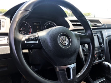 2015 Volkswagen Passat Limited Edition PZEV  BEYOND LIMITED GOLD DECADENCE ! - Photo 8 - Honolulu, HI 96818