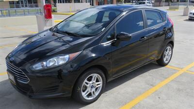 2017 Ford Fiesta SE  LUXURY GAS SAVER! - Photo 1 - Honolulu, HI 96818