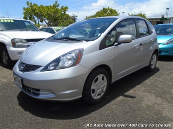 2013 Honda Fit SILVER BULLIT  GAS SAVER! PRICED TO SELL ! - Photo 1 - Honolulu, HI 96818