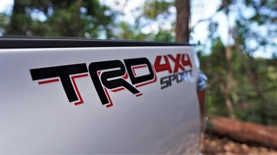 2021 Toyota Tacoma 4X4  TRD OFF ROAD SPORT  RARE COLOR PEARL WHITE ! LIKE NEW ! - Photo 15 - Honolulu, HI 96818