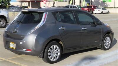 2014 Nissan Leaf S  NEVER BUY GAS AGAIN ! - Photo 9 - Honolulu, HI 96818