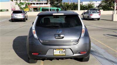 2014 Nissan Leaf S  NEVER BUY GAS AGAIN ! - Photo 4 - Honolulu, HI 96818
