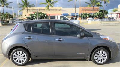 2014 Nissan Leaf S  NEVER BUY GAS AGAIN ! - Photo 8 - Honolulu, HI 96818
