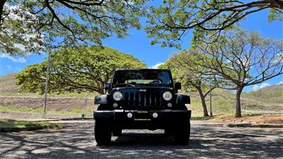 2015 Jeep Wrangler Freedom Edition  4X4! - Photo 8 - Honolulu, HI 96818