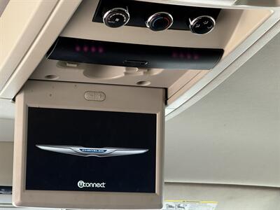 2015 Chrysler Town & Country Touring  7 PASSENGER COMFORT & STYLE! - Photo 26 - Honolulu, HI 96818