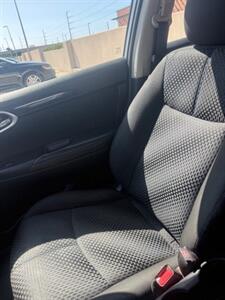 2018 Nissan Sentra SR SUPER NICE GAS SAVER ! - Photo 11 - Honolulu, HI 96818