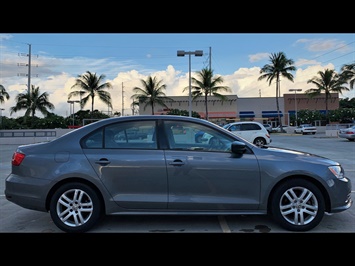 2015 Volkswagen Jetta S  SPORTY DESIGN AWESOME RIDE  AFFORDABLE ! - Photo 4 - Honolulu, HI 96818