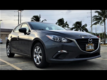 2015 Mazda Mazda3 i Sport   *WE FINANCE*  STYLE & BEAUTY  GAS SAVER! - Photo 3 - Honolulu, HI 96818