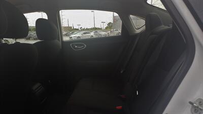 2018 Nissan Sentra SV  MIDSIZE COMFORT ! GAS SAVER ! - Photo 10 - Honolulu, HI 96818