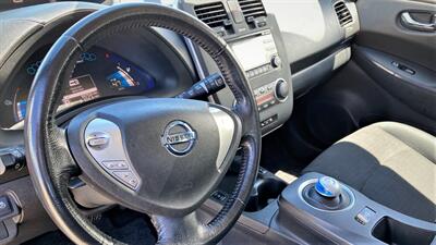 2013 Nissan Leaf SV PREFFERED PACKAGE !  NEVER BUY GAS AGAIN ! - Photo 9 - Honolulu, HI 96818