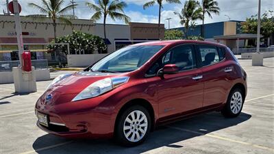 2013 Nissan Leaf SV PREFFERED PACKAGE !  NEVER BUY GAS AGAIN ! - Photo 1 - Honolulu, HI 96818