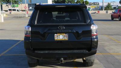 2016 Toyota 4Runner SR5  HARD TO FIND ! - Photo 8 - Honolulu, HI 96818