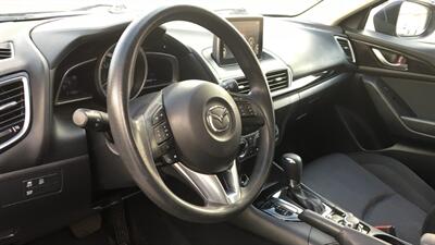 2016 Mazda Mazda3 i Sport  STYLE & BEAUTY  GAS SAVER! - Photo 9 - Honolulu, HI 96818