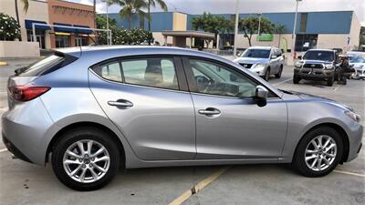 2016 Mazda Mazda3 i Sport  STYLE & BEAUTY  GAS SAVER! - Photo 5 - Honolulu, HI 96818