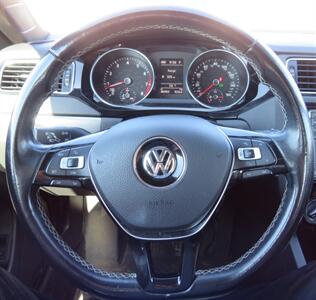 2016 Volkswagen Jetta 1.8T Sport PZEV  BEAUTIFUL AWESOME AFFORDABLE SPORT EDITION ! - Photo 15 - Honolulu, HI 96818