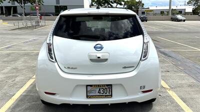 2013 Nissan Leaf SV  SUPER LOW MILES - Photo 4 - Honolulu, HI 96818