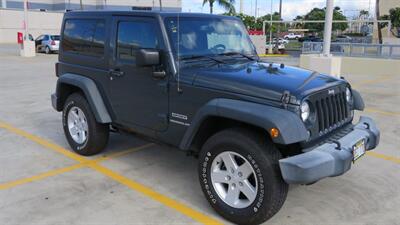 2017 Jeep Wrangler Sport  REMOVEABLE HARD TOP ! LIFE IN HAWAII !  4X4! ANOTHER RARE FIND ! - Photo 4 - Honolulu, HI 96818