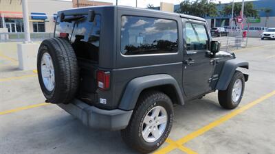 2017 Jeep Wrangler Sport  REMOVEABLE HARD TOP ! LIFE IN HAWAII !  4X4! ANOTHER RARE FIND ! - Photo 6 - Honolulu, HI 96818