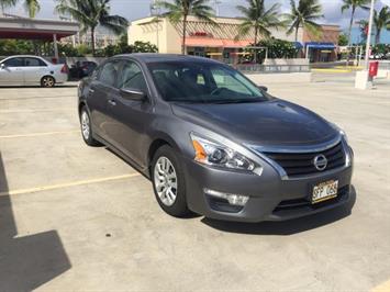 2014 Nissan Altima 2.5 S  FULL SIZE COMFORT ! - Photo 2 - Honolulu, HI 96818