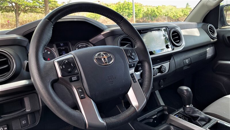 2019 Toyota Tacoma SR5 V6 photo