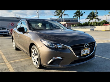 2015 Mazda Mazda3 i SV  STYLE & BEAUTY  GAS SAVER! - Photo 3 - Honolulu, HI 96818