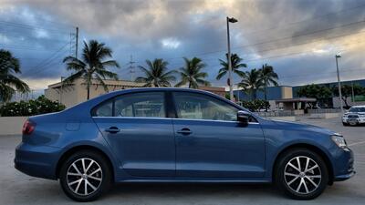 2018 Volkswagen Jetta 1.4T SE  OCEAN BLUE SPORTY AFFORDABLE ! - Photo 5 - Honolulu, HI 96818