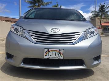 2015 Toyota Sienna LE  LOADED! Minivan - Photo 3 - Honolulu, HI 96818