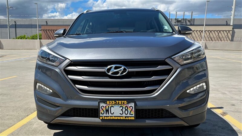 2016 Hyundai Tucson SPORT SUPER LOW MILES *****WE  photo