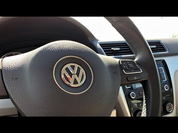 2013 Volkswagen Passat SE PZEV  PLATINUM GRAY MODEL ! MUST SEE ! - Photo 9 - Honolulu, HI 96818