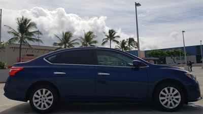 2017 Nissan Sentra SV  MIDSIZE COMFORT ! GAS SAVER ! - Photo 5 - Honolulu, HI 96818