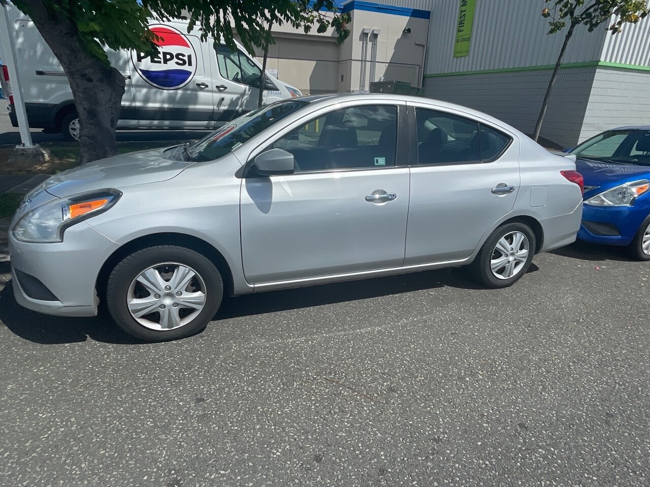 2016 Nissan Versa Sedan SV
