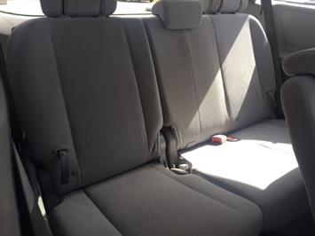 2015 Toyota Sienna LE 7-Passenger  RELIABLE & COMFORTABLE ! - Photo 11 - Honolulu, HI 96818