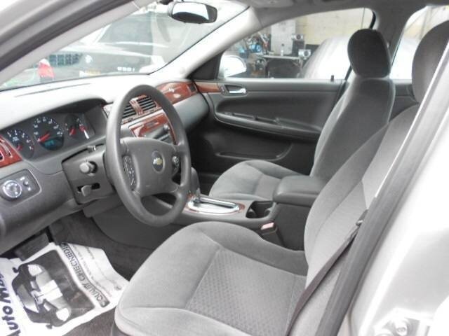 2008 Chevrolet Impala LS photo