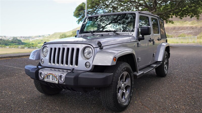2018 Jeep Wrangler JK Unlimited Sahara  4X4! BEYOND ADVENTURE !  CONVERTIBLE IN HAWAII !