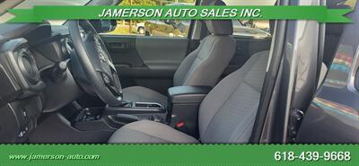 2023 Toyota Tacoma SR V6   - Photo 12 - Benton, IL 62812