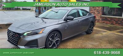 2024 Nissan Altima 2.5 SR   - Photo 4 - Benton, IL 62812