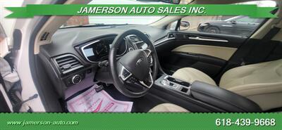 2017 Ford Fusion Titanium   - Photo 10 - Benton, IL 62812