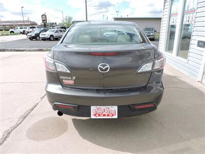 2010 Mazda Mazda3 i Touring   - Photo 6 - Kearney, NE 68847