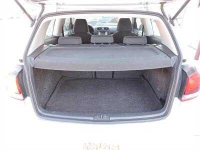 2010 Volkswagen Golf 2.5L PZEV - Photo 12 - Grand Island, NE 68801