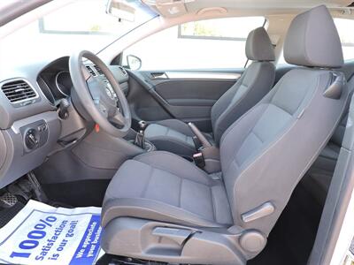 2010 Volkswagen Golf 2.5L PZEV - Photo 9 - Grand Island, NE 68801