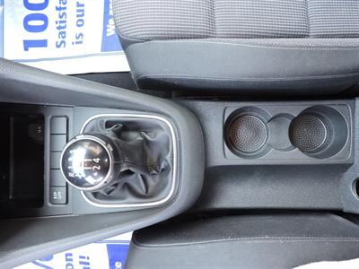 2010 Volkswagen Golf 2.5L PZEV - Photo 17 - Grand Island, NE 68801