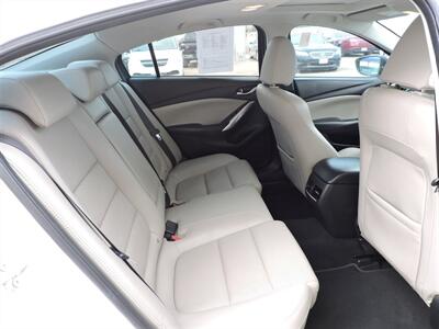 2016 Mazda Mazda6 i Touring - Photo 11 - Lexington, NE 68850