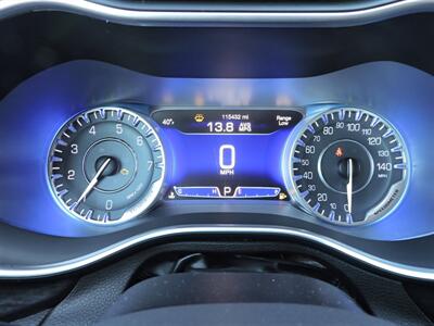 2015 Chrysler 200 C - Photo 16 - Grand Island, NE 68801