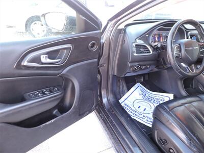 2015 Chrysler 200 C - Photo 15 - Grand Island, NE 68801