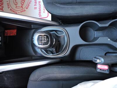 2013 Hyundai VELOSTER - Photo 18 - Lexington, NE 68850