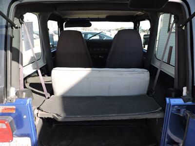 1994 Jeep Wrangler SE   - Photo 10 - Lexington, NE 68850