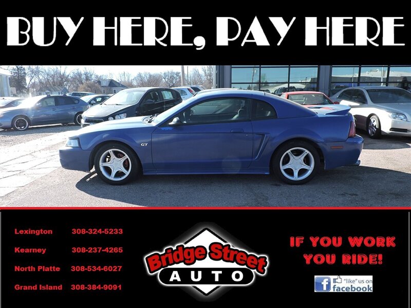 2000 Ford Mustang GT  