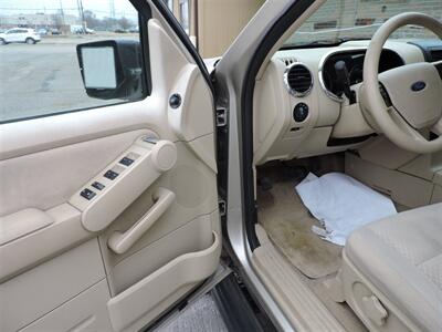 2006 Ford Explorer XLS   - Photo 14 - Kearney, NE 68847