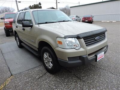 2006 Ford Explorer XLS   - Photo 4 - Kearney, NE 68847