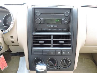 2006 Ford Explorer XLS   - Photo 16 - Kearney, NE 68847
